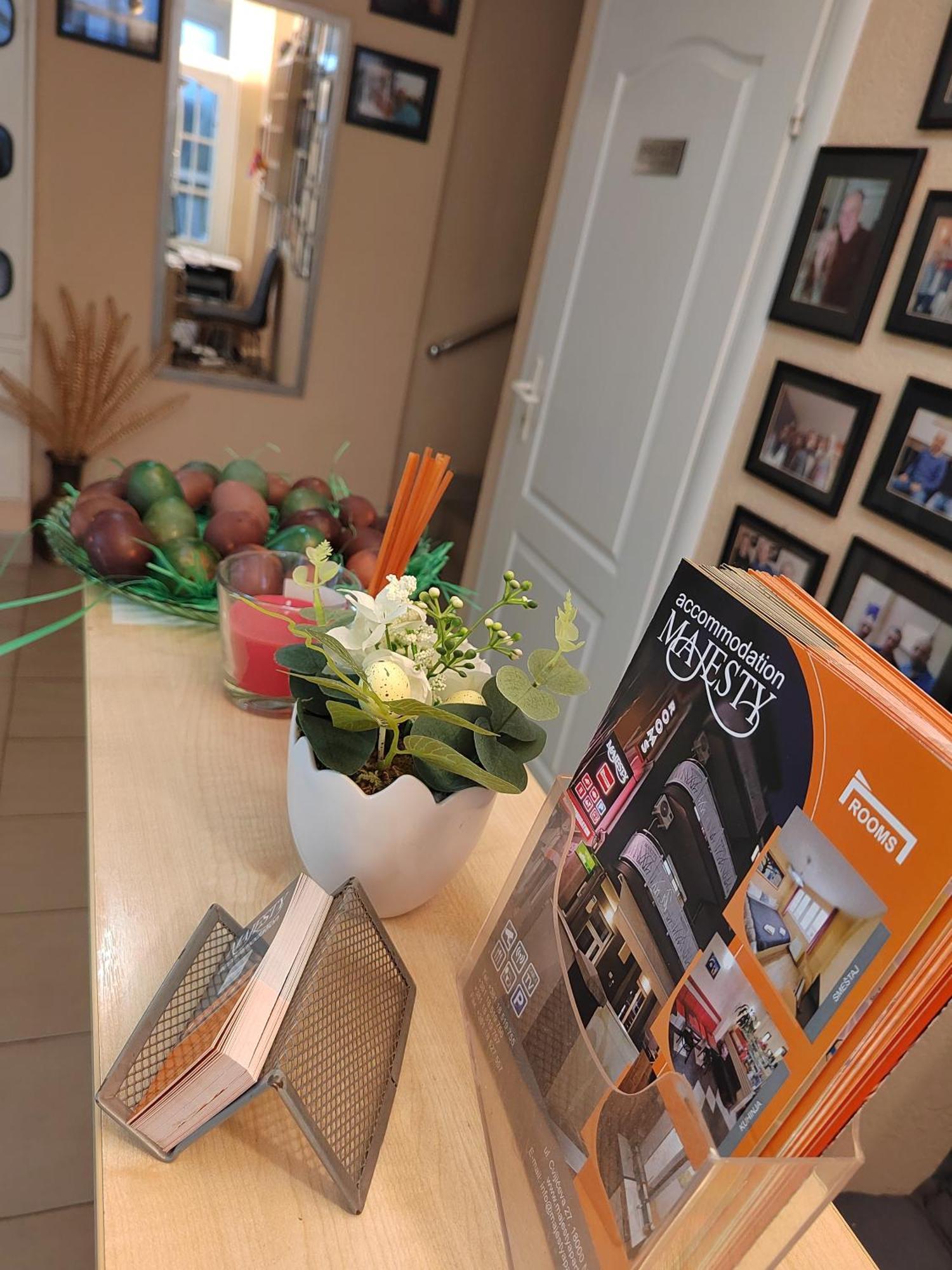 Bed And Breakfast Majesty Ni Exterior foto