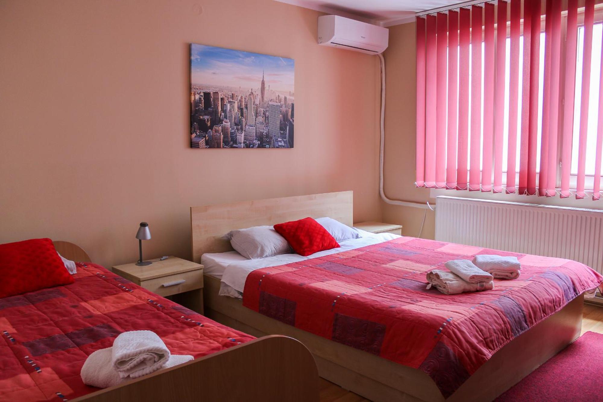 Bed And Breakfast Majesty Ni Exterior foto
